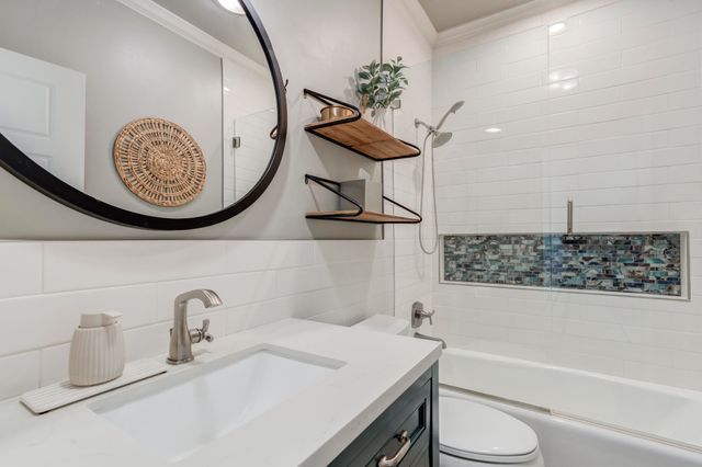 8118 County Rd 7610, Wolfforth, TX 79382