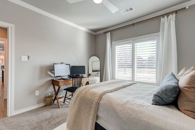 8118 County Rd 7610, Wolfforth, TX 79382