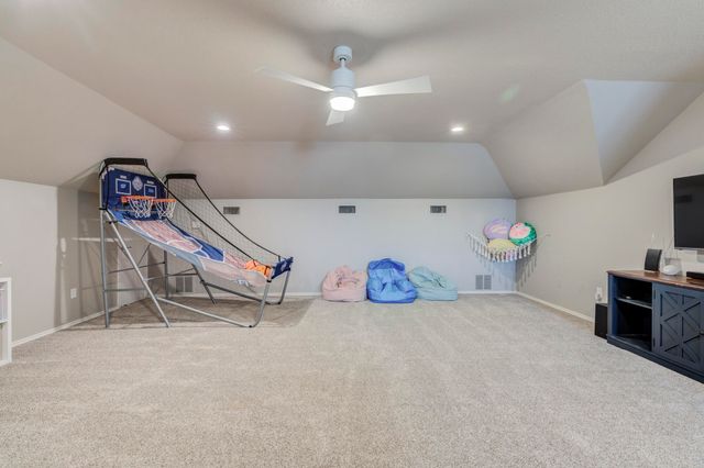 8118 County Rd 7610, Wolfforth, TX 79382