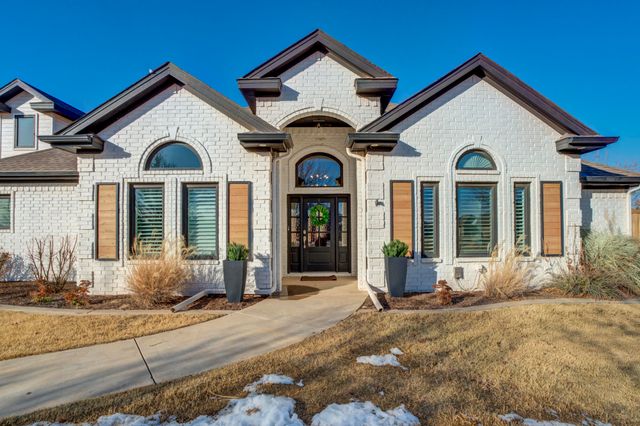 8118 County Rd 7610, Wolfforth, TX 79382