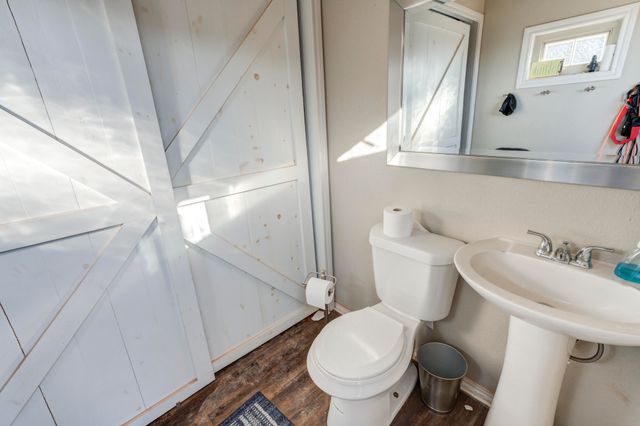 8118 County Rd 7610, Wolfforth, TX 79382