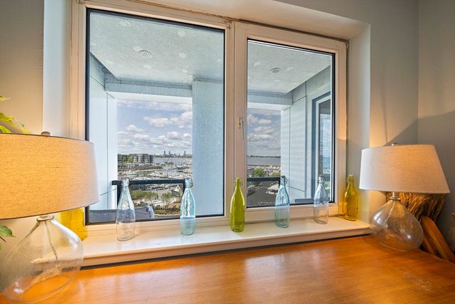 2001 Marina Dr 506W, Quincy, MA 02171