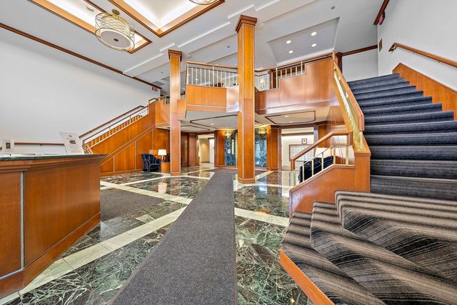 2001 Marina Dr 506W, Quincy, MA 02171