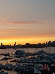 2001 Marina Dr 506W, Quincy, MA 02171