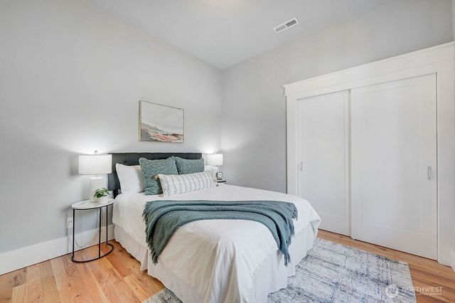828 Tyler Street, Port Townsend, WA 98368