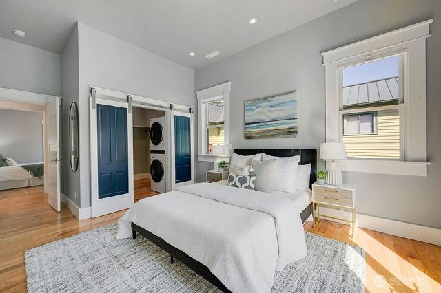 828 Tyler Street, Port Townsend, WA 98368
