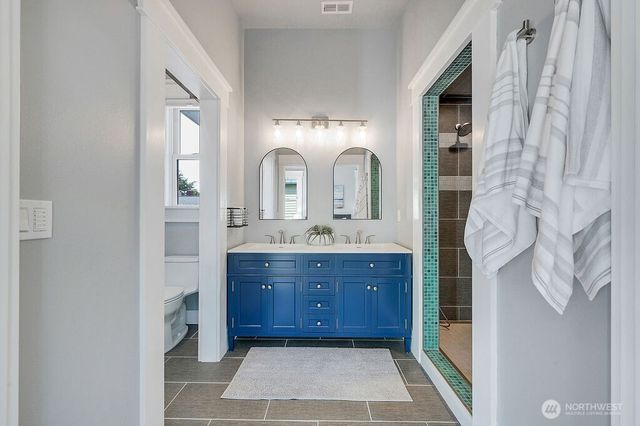 828 Tyler Street, Port Townsend, WA 98368