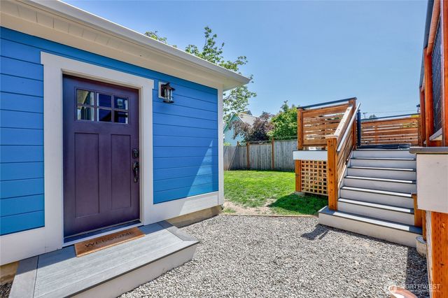 828 Tyler Street, Port Townsend, WA 98368