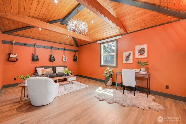 828 Tyler Street, Port Townsend, WA 98368