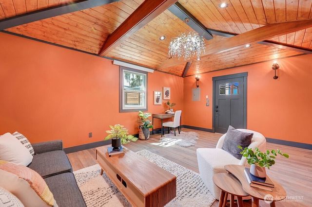828 Tyler Street, Port Townsend, WA 98368