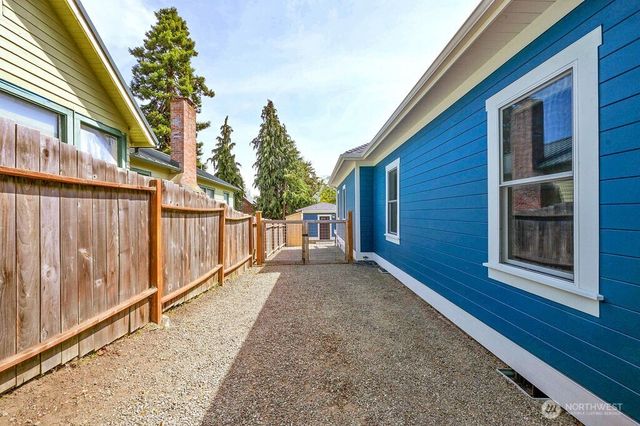 828 Tyler Street, Port Townsend, WA 98368