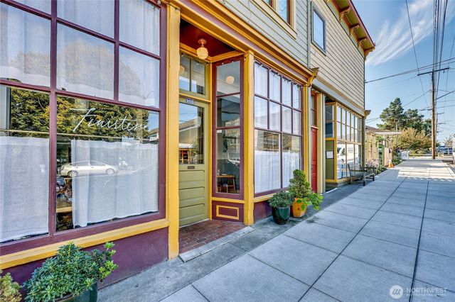 828 Tyler Street, Port Townsend, WA 98368