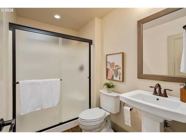 5381 Nw 134TH Ave, Portland, OR 97229