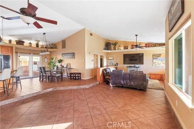 23053 Roundup Way, Apple Valley, CA 92308