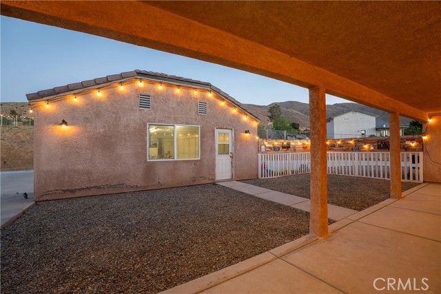 23053 Roundup Way, Apple Valley, CA 92308