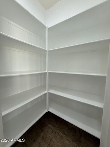 9020 W NICOLET Avenue, Glendale, AZ 85305