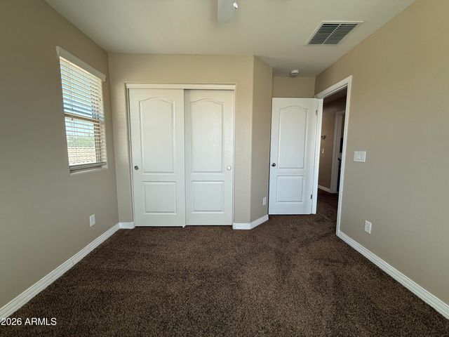 9020 W NICOLET Avenue, Glendale, AZ 85305
