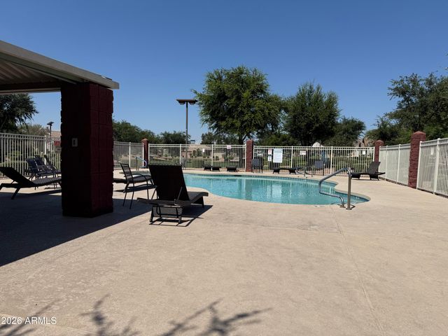 9020 W NICOLET Avenue, Glendale, AZ 85305