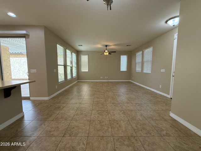 9020 W NICOLET Avenue, Glendale, AZ 85305