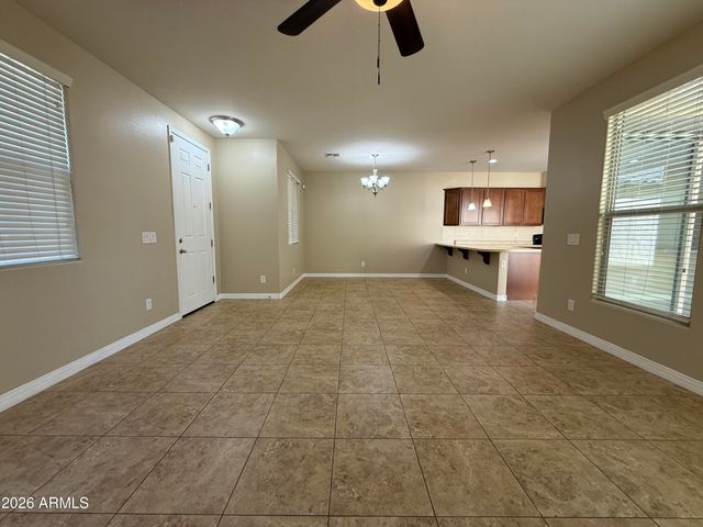 9020 W NICOLET Avenue, Glendale, AZ 85305