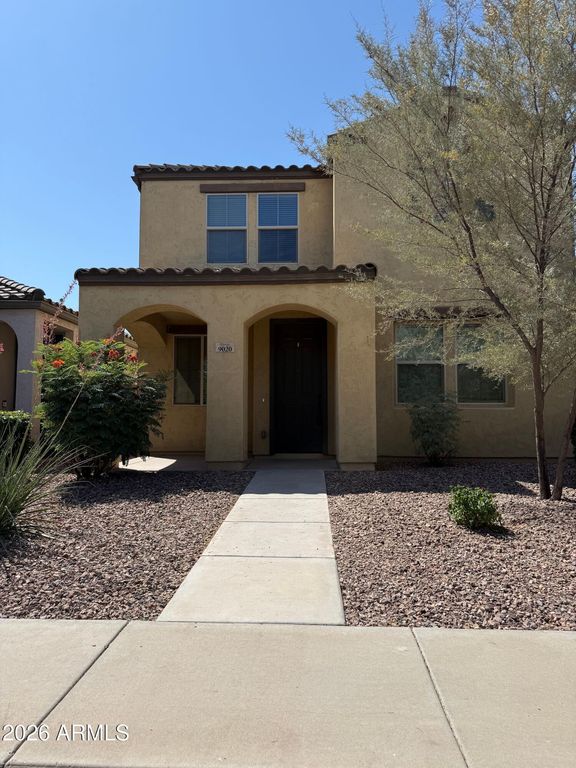 9020 W NICOLET Avenue, Glendale, AZ 85305