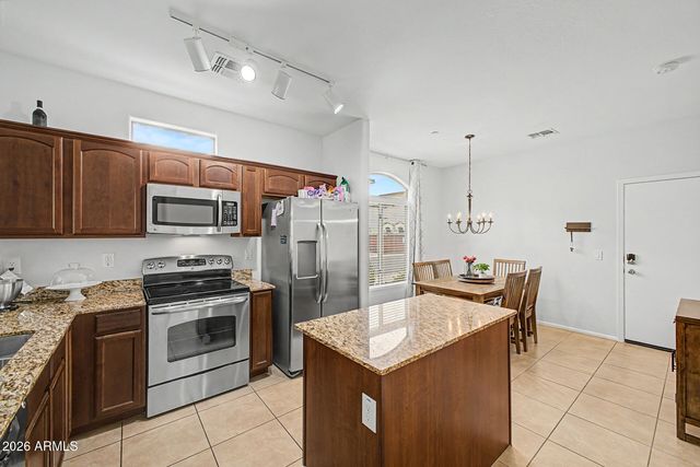 2725 E MINE CREEK Road 1187, Phoenix, AZ 85024