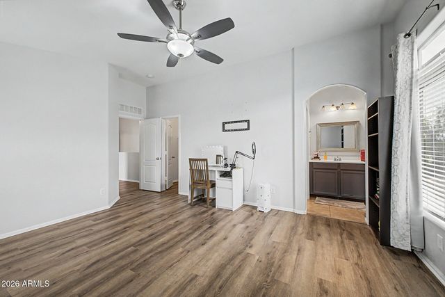 2725 E MINE CREEK Road 1187, Phoenix, AZ 85024