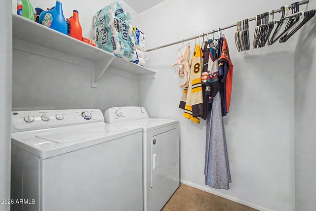 2725 E MINE CREEK Road 1187, Phoenix, AZ 85024