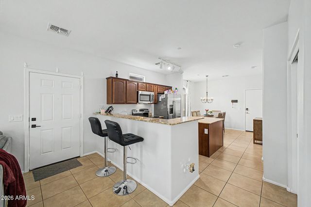 2725 E MINE CREEK Road 1187, Phoenix, AZ 85024