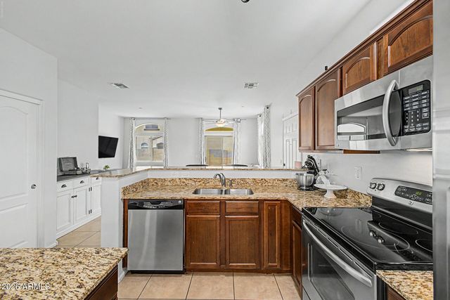 2725 E MINE CREEK Road 1187, Phoenix, AZ 85024