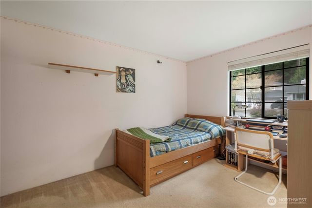 22456 NE 18th Street, Sammamish, WA 98074