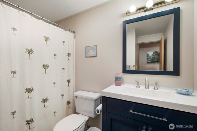 22456 NE 18th Street, Sammamish, WA 98074