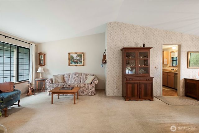 22456 NE 18th Street, Sammamish, WA 98074
