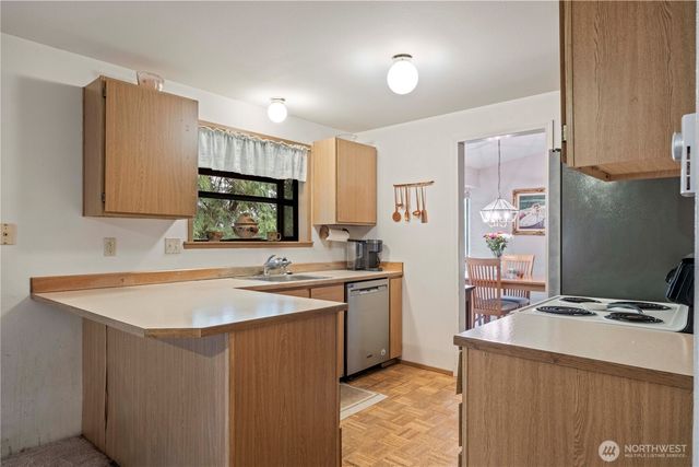 22456 NE 18th Street, Sammamish, WA 98074