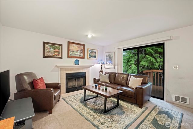 22456 NE 18th Street, Sammamish, WA 98074