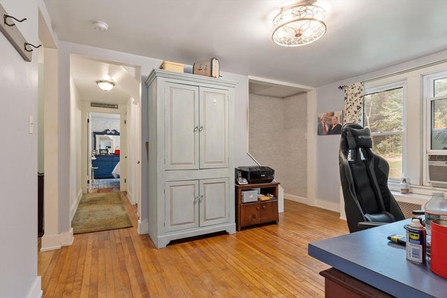 366 Allen Rd, Belchertown, MA 01007