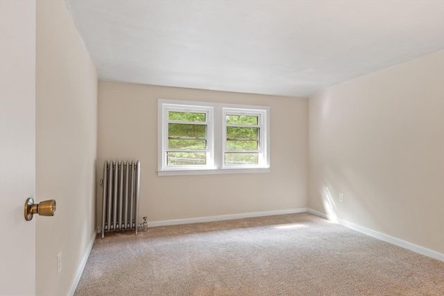 366 Allen Rd, Belchertown, MA 01007