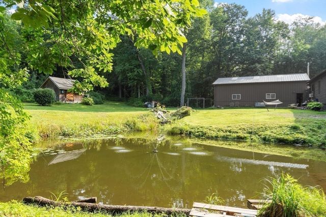 366 Allen Rd, Belchertown, MA 01007