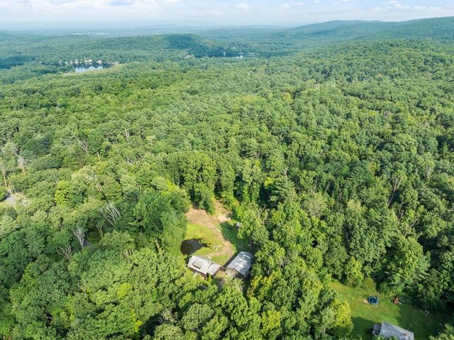 366 Allen Rd, Belchertown, MA 01007