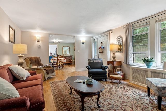 366 Allen Rd, Belchertown, MA 01007