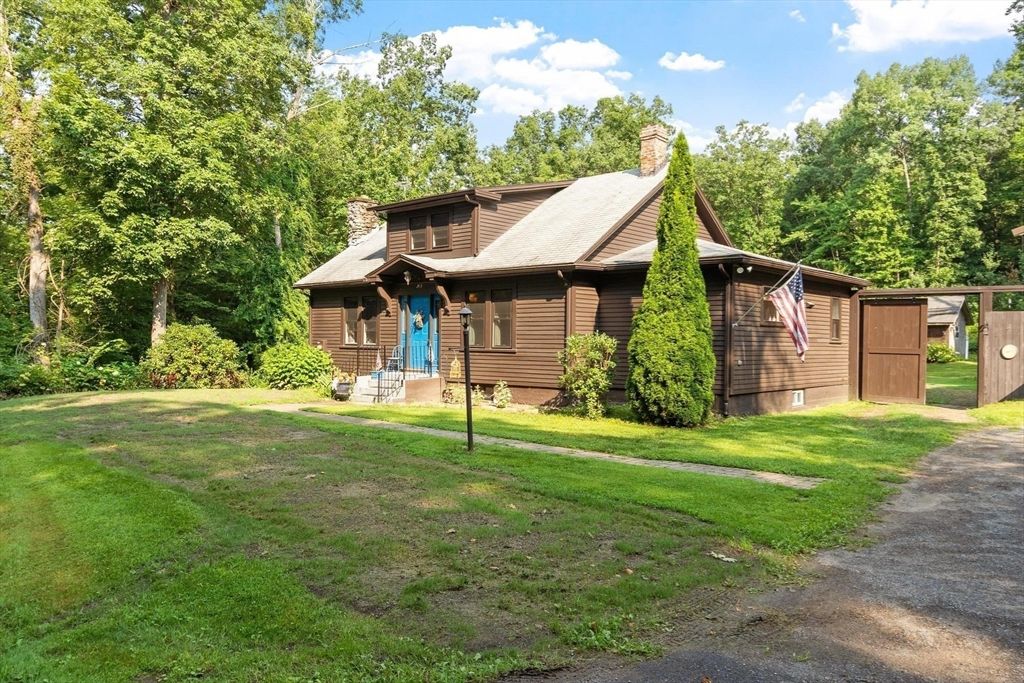 366 Allen Rd, Belchertown, MA 01007