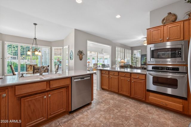 13702 W BALLAD Drive, Sun City West, AZ 85375