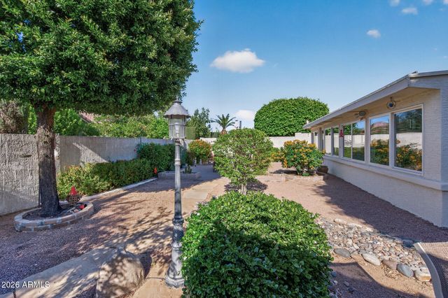 13702 W BALLAD Drive, Sun City West, AZ 85375