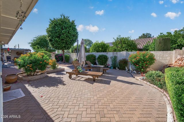 13702 W BALLAD Drive, Sun City West, AZ 85375