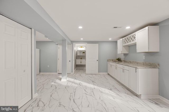 6439 BOCK RD, Oxon Hill, MD 20745