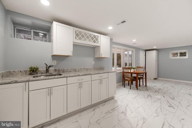 6439 BOCK RD, Oxon Hill, MD 20745