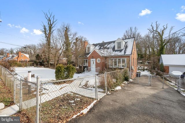 6439 BOCK RD, Oxon Hill, MD 20745