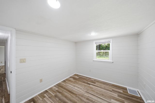2506 N HILLTOP Court, Peoria, IL 61604