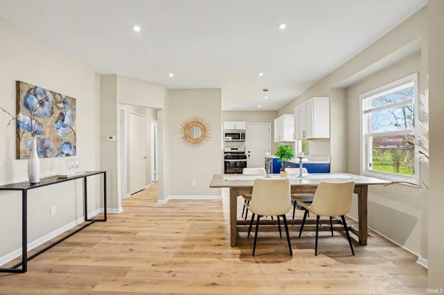 1909 S Lafayette Boulevard, South Bend, IN 46613