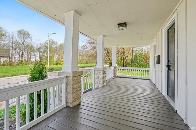 1909 S Lafayette Boulevard, South Bend, IN 46613